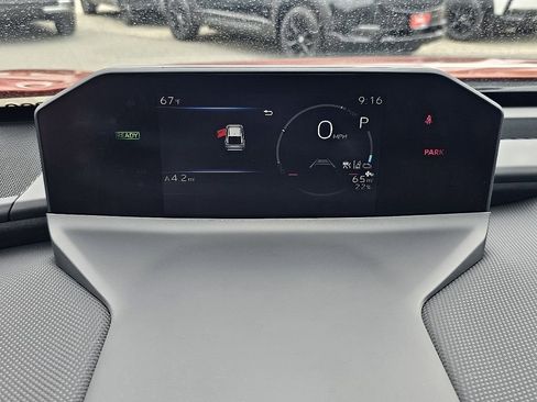 New 2026 Subaru Uncharted Premium FWD image 34