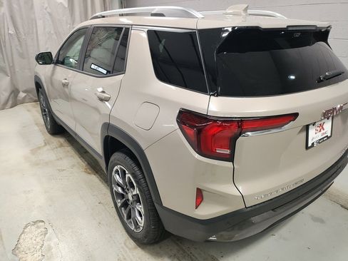 New 2026 GMC Terrain Elevation w/ Elevation Premium Package image 19