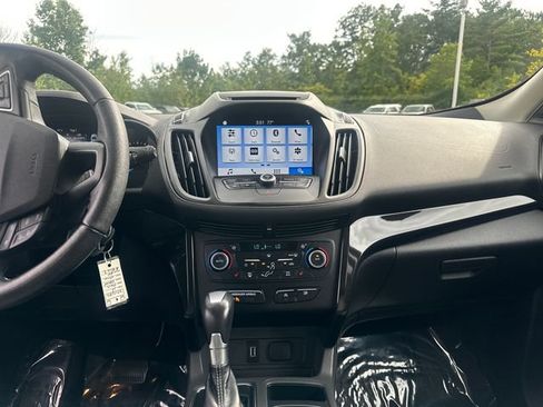 Used 2018 Ford Escape SE w/ SE Sport Appearance Package AWD/4WD image 23