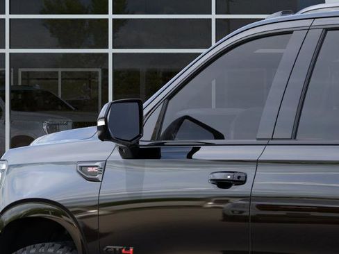 New 2026 GMC Yukon XL AT4 w/ AT4 Premium Plus Package AWD/4WD image 36