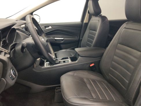 Used 2018 Ford Escape SEL FWD image 17