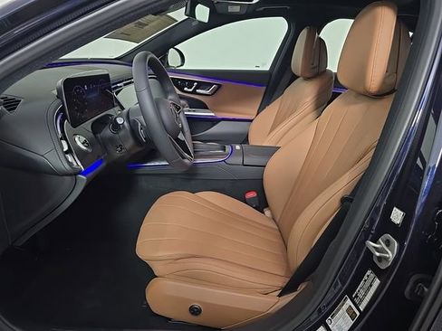New 2026 Mercedes-Benz E 350 4MATIC Sedan image 5