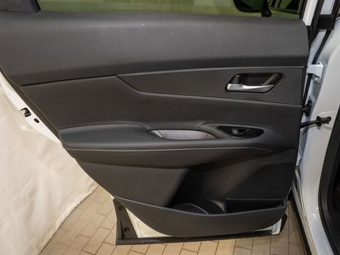 New 2026 Nissan Murano SV image 11