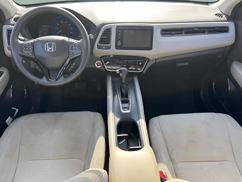 Used 2021 Honda HR-V EX image 14