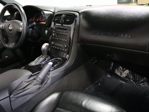 Used 2009 Chevrolet Corvette Convertible w/ Preferred Equipment Group image 59