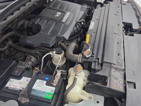 Used 2017 Nissan Titan SL w/ Off-Road Package image 25