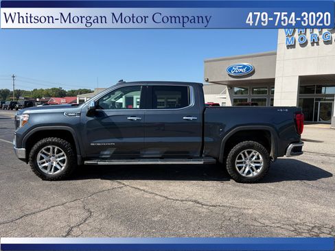 Used 2021 GMC Sierra 1500 SLT w/ SLT Premium Plus Package AWD/4WD image 2