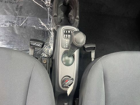 Used 2014 smart fortwo pure image 13