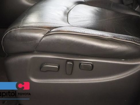 Used 2016 INFINITI QX80 4WD image 12