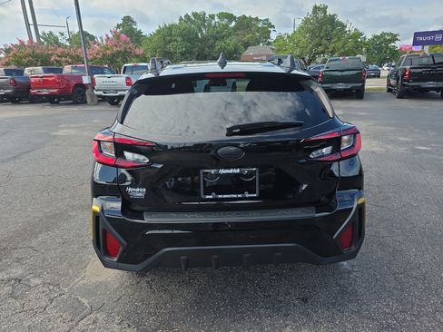 Used 2025 Subaru Crosstrek 2.5i Sport AWD/4WD image 8