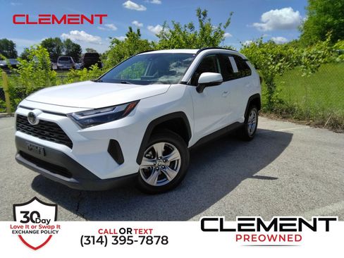 Used 2023 Toyota RAV4 XLE w/ Convenience Package FWD image 1