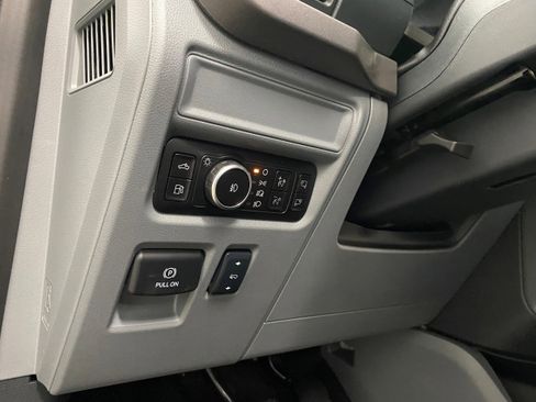 New 2025 Ford F150 XLT w/ Equipment Group 303A High image 18