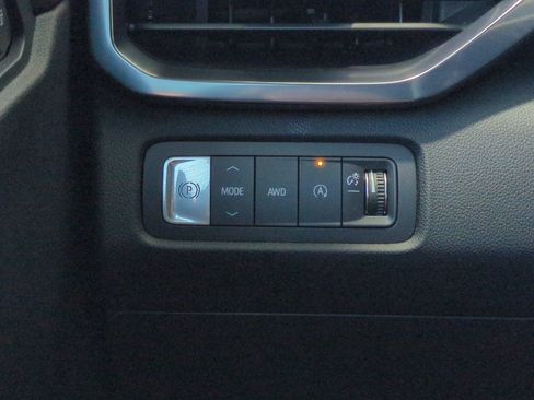 Used 2024 GMC Acadia AT4 w/ Luxury Package AWD/4WD image 43