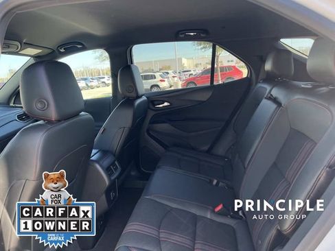 Used 2022 Chevrolet Equinox RS w/ Infotainment Package image 28