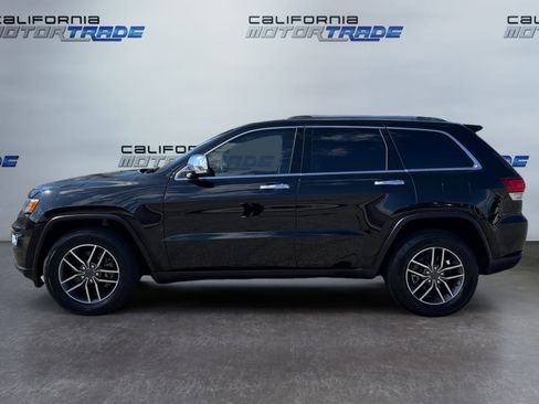Used 2022 Jeep Grand Cherokee Limited image 8