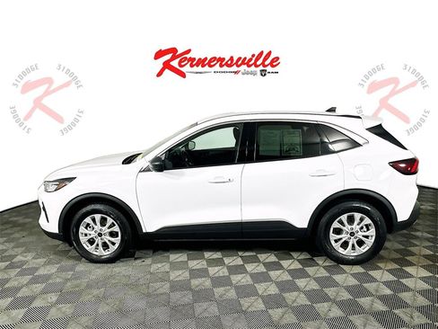 Used 2024 Ford Escape Active w/ Tech Pack #1 image 4