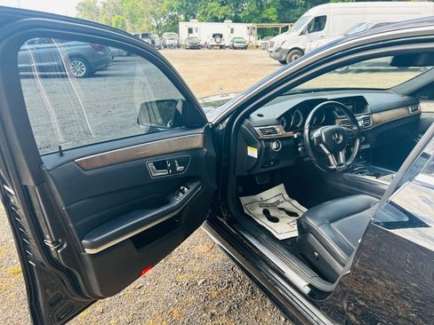 Used 2014 Mercedes-Benz E 350 Sedan image 18