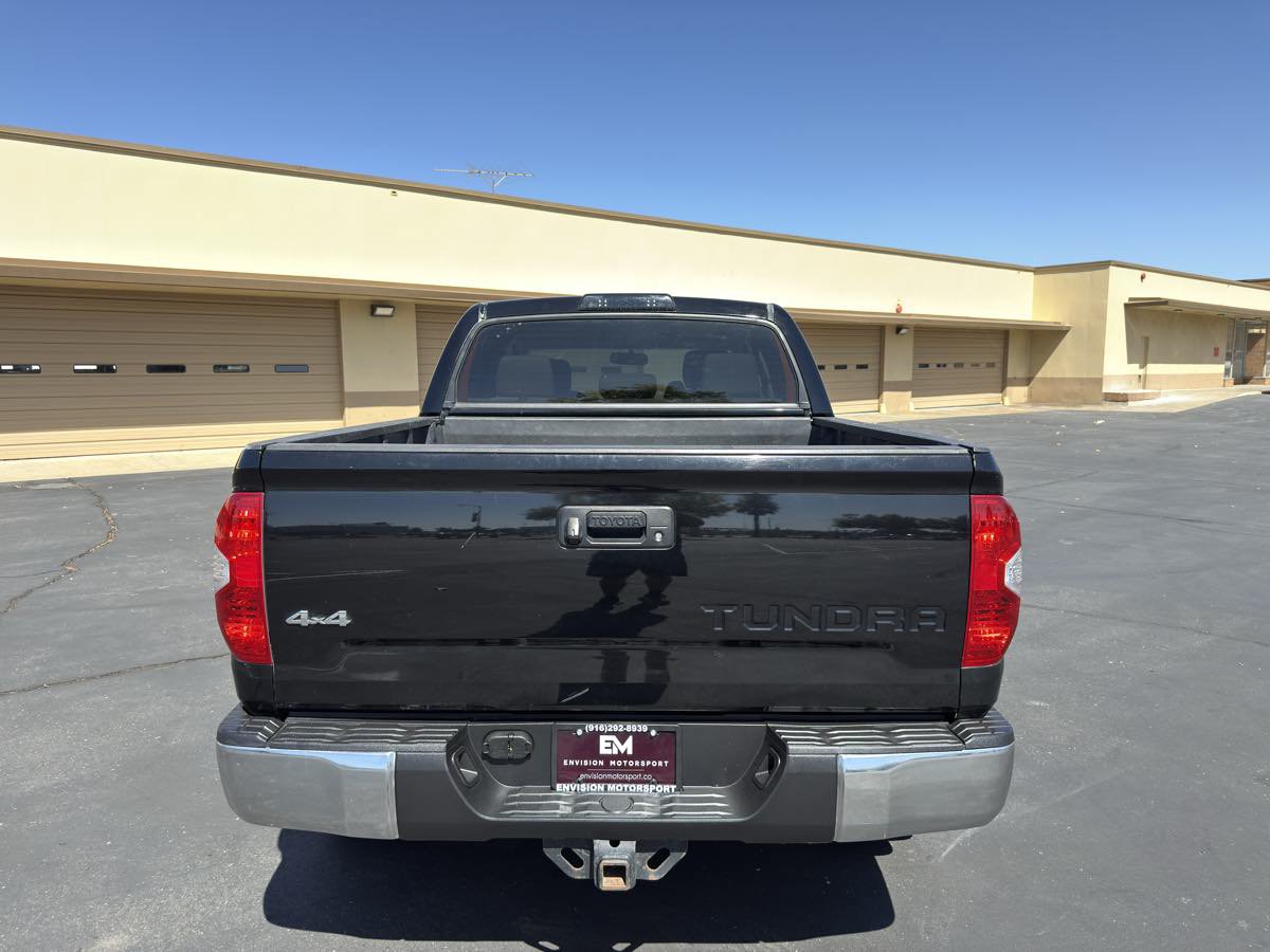 Used 2016 Toyota Tundra SR5 w/ SR5 Upgrade Package AWD/4WD image 6