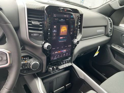 New 2026 RAM 1500 Big Horn AWD/4WD image 32