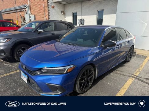 Used 2022 Honda Civic Sport image 1