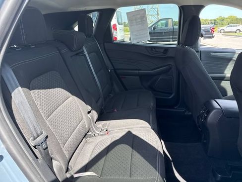 Used 2023 Ford Escape Active AWD/4WD image 14