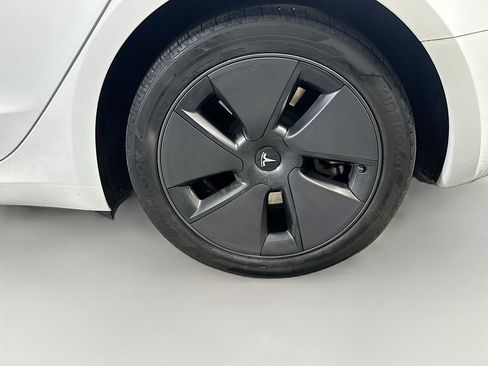 Used 2023 Tesla Model 3 Standard Range RWD image 11