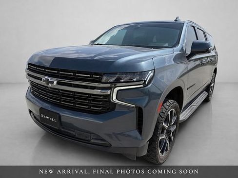 Used 2021 Chevrolet Suburban RST w/ Luxury Package AWD/4WD image 1