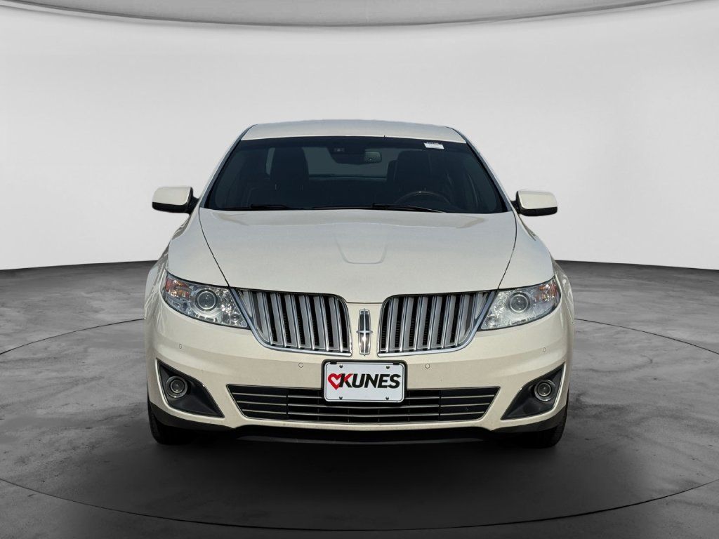 Used 2009 Lincoln MKS AWD image 2