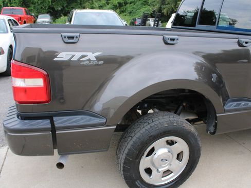 Used 2006 Ford F150 STX AWD/4WD image 10