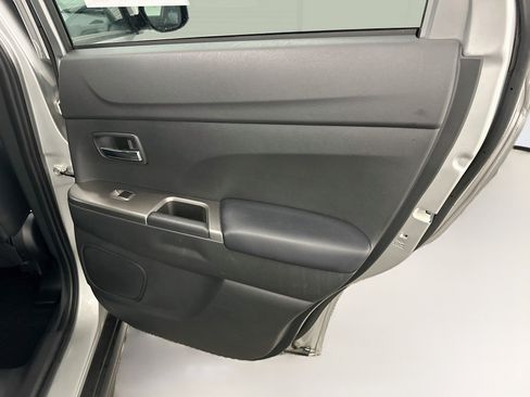 Used 2024 Mitsubishi Outlander Sport AWD image 30