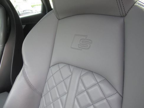 Used 2018 Audi S4 Prestige AWD/4WD image 34