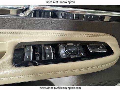 Certified 2022 Lincoln Corsair AWD w/ Premium Package image 39