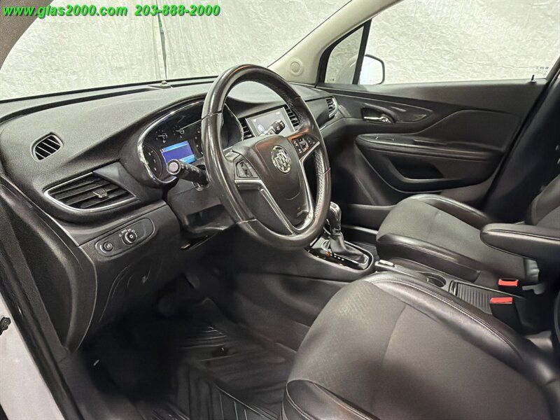 Used 2019 Buick Encore Preferred AWD/4WD image 3
