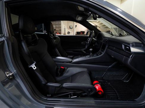 Used 2018 Porsche 911 GT3 image 27