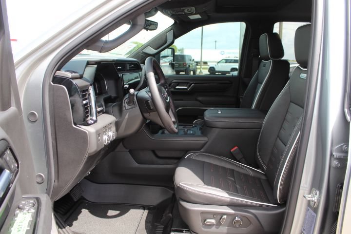 New 2026 GMC Sierra 2500 AT4X AWD/4WD image 9