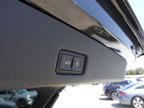 New 2025 Audi Q5 Prestige image 30