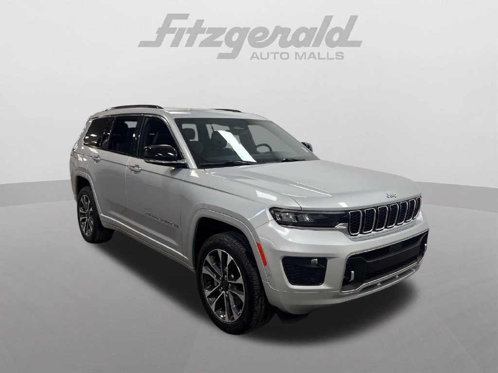 Used 2023 Jeep Grand Cherokee L Overland RWD image 8