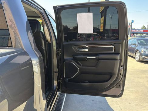 Used 2020 RAM 1500 Laramie AWD/4WD image 30