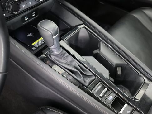 Used 2024 Honda Accord Touring image 5