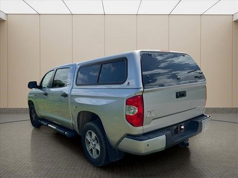 Used 2018 Toyota Tundra SR5 w/ SR5 Upgrade Package AWD/4WD image 20