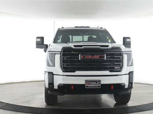 Used 2026 GMC Sierra 2500 AT4 w/ AT4 Premium Plus Package AWD/4WD image 12