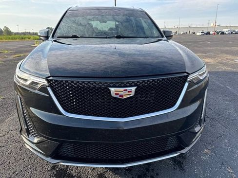 Used 2023 Cadillac XT6 Sport AWD/4WD image 2