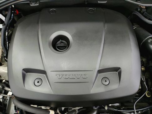 Used 2018 Volvo S60 T5 Dynamic w/ Vision Package AWD/4WD image 37