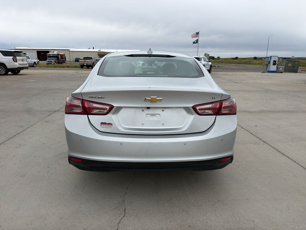 Used 2020 Chevrolet Malibu LT w/ Fleet LT Safety Plus Package FWD image 4
