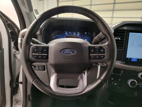 Used 2025 Ford F150 XLT w/ Equipment Group 301A Standard image 5