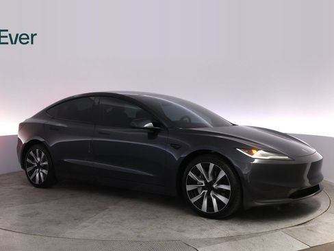 Used 2024 Tesla Model 3 Standard Range RWD image 14