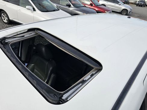 Used 2011 Honda Odyssey Touring image 19