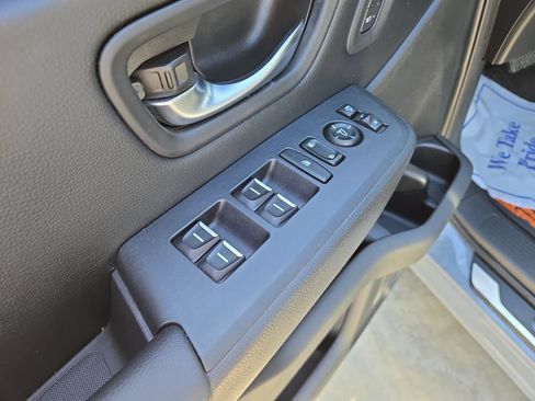 Used 2024 Honda Pilot TrailSport image 13
