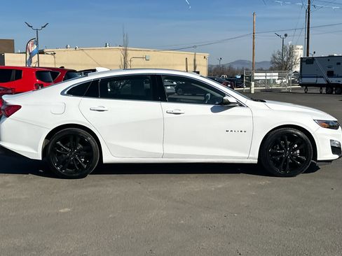 Used 2023 Chevrolet Malibu LT image 3