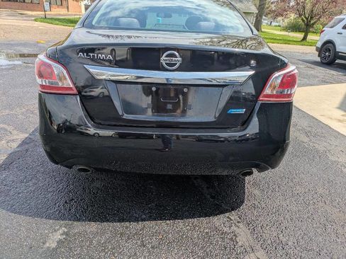 Used 2013 Nissan Altima 2.5 S image 9